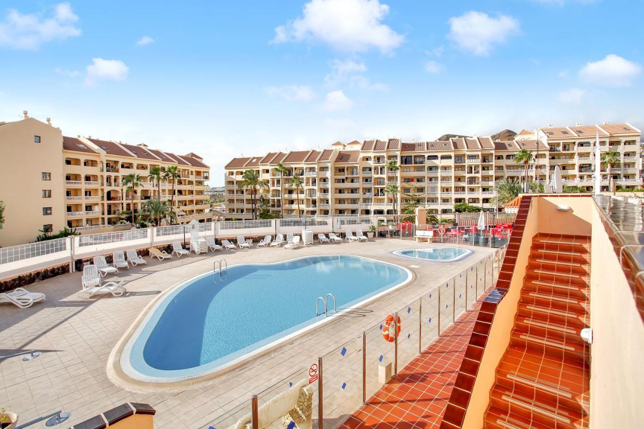 Top Floor, Sea View, Huge Terrace, Heated Pool, Garage Los Cristianos  Exterior foto